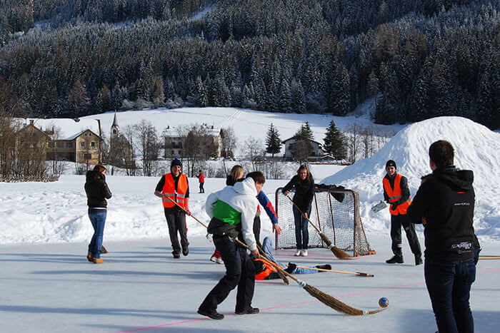 Pattinare & hockey a Val Casies